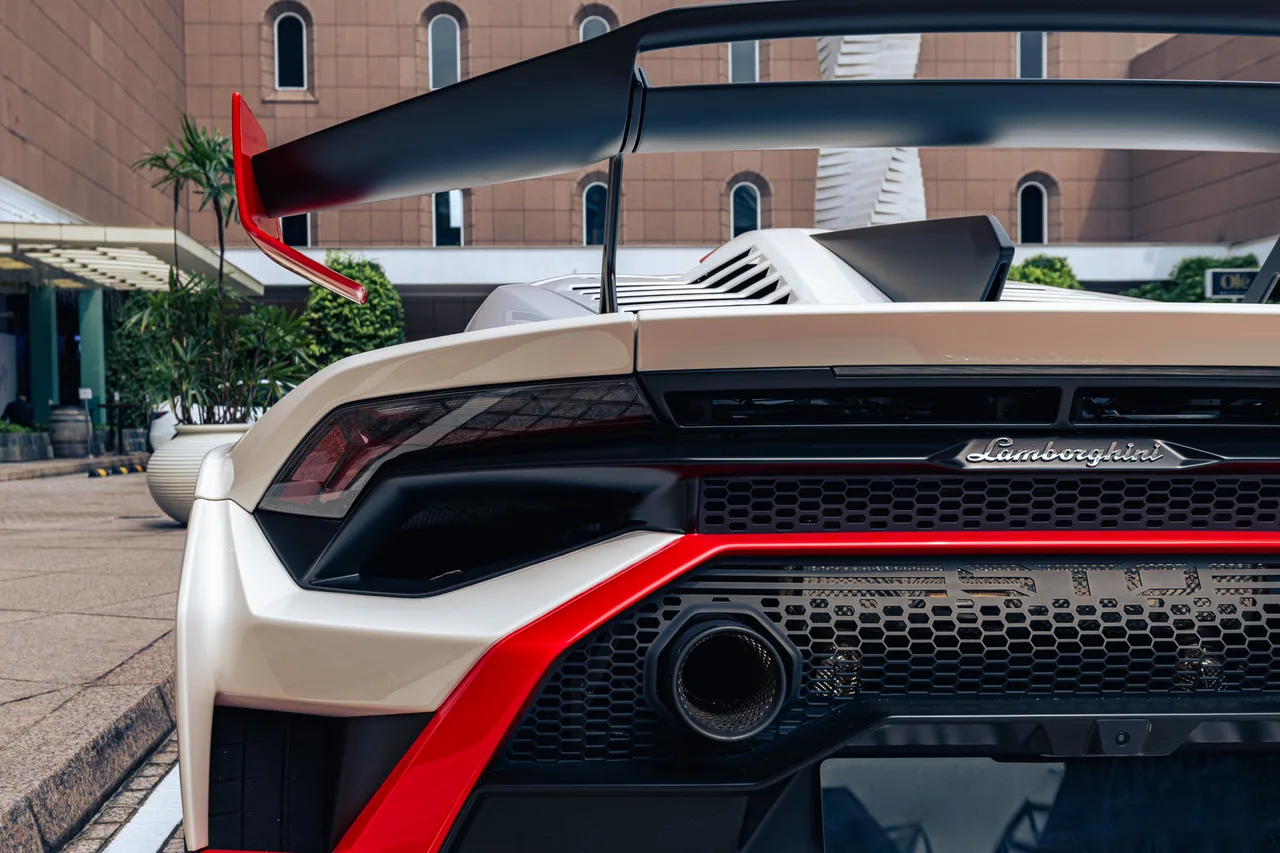 Lamborghini Huracán STO, photo 7 of 10