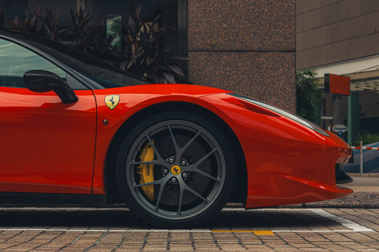 Ferrari 458 Italia, photo 6 of 6