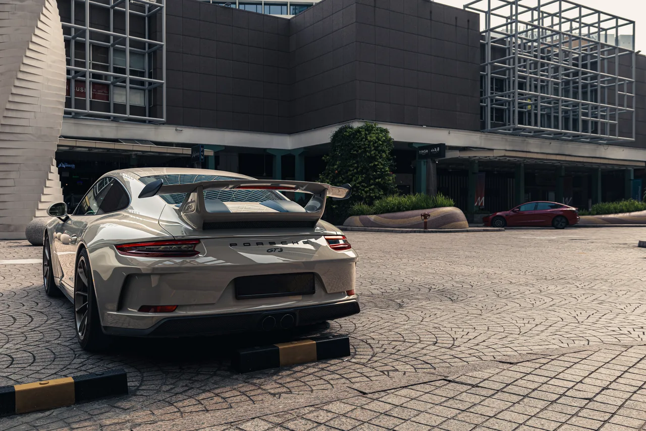 Porsche 911 GT3, photo 7 of 7