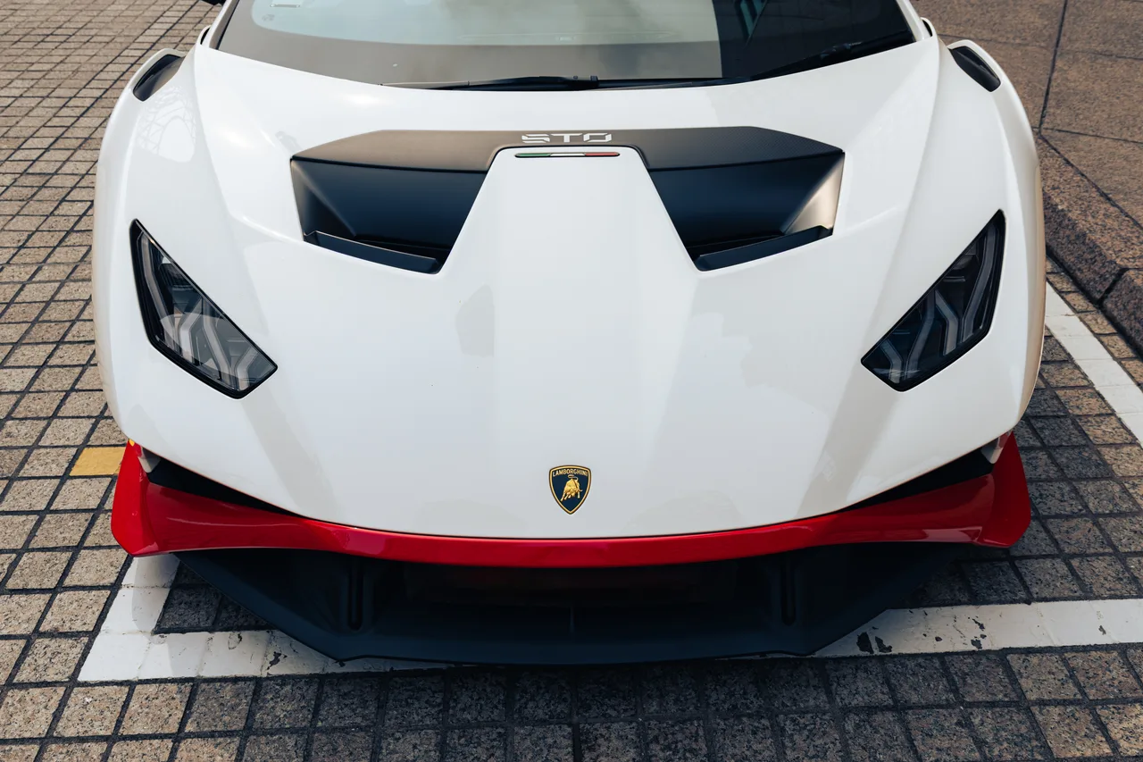 Lamborghini Huracán STO, photo 4 of 10